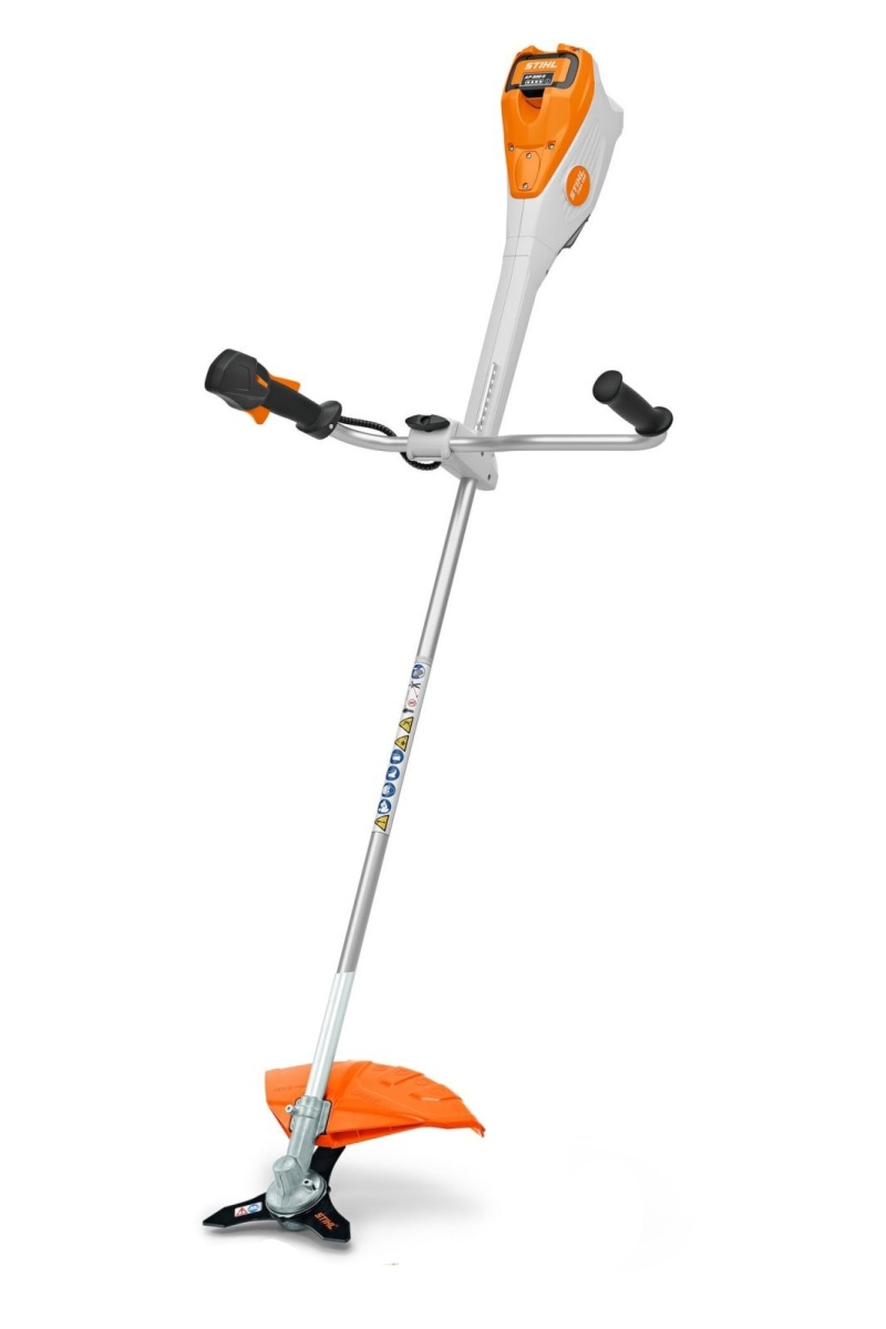 Desbrozadora de batería STIHL FSA 135 Matorrales 250-3